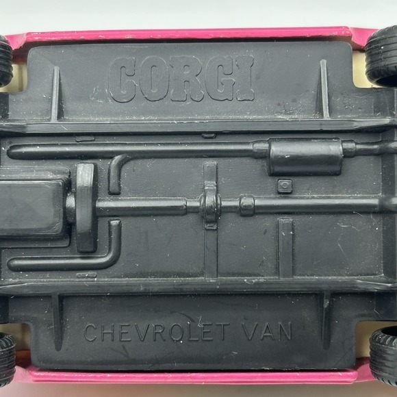 VTG 1977 Corgi Juniors Charlies Angels Pink Chevy Van Die-Cast 1:64 w Sunroofs ! - Picture 8 of 12